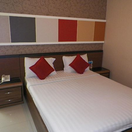 Ariandri Boutique Guesthouse Bandung Værelse billede