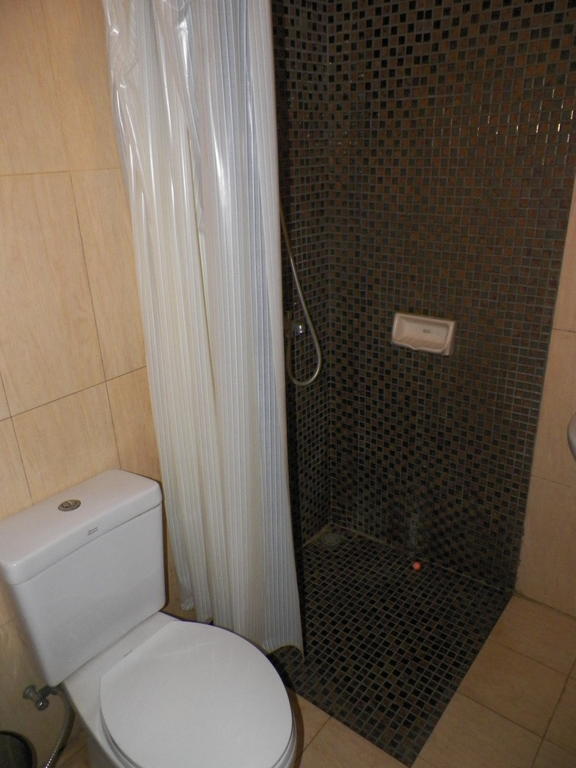 Ariandri Boutique Guesthouse Bandung Værelse billede
